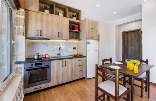 Tsoukaladhes Apartment | Apartment "Superior Apartment A" close to the Beach with Shared Pool & Wi-Fi