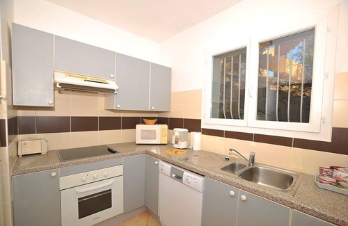 La Londe-les-Maures Apartment | APARTMENT T3 * 6 pers 10m from the BEACH with SEA VIEW & HEATED SWIMMING POOL (3)