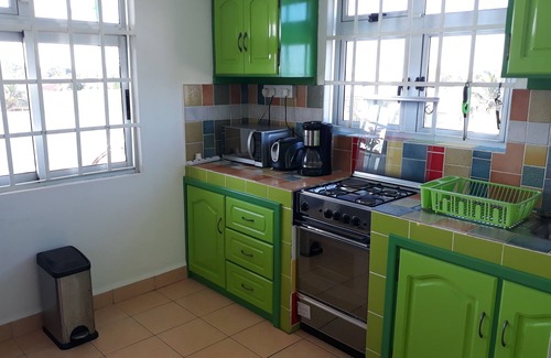 Pereybere Apartment | Apartment T1 (studio) with terrace, about 300 m from the beach of Pereybère.