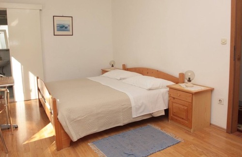 Cove Tri Zala (Zrnovo) Apartment | Apartment Tereza - in center R4(2) - Korcula, Island Korcula, Croatia