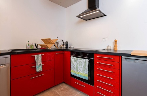 Plouhinec Apartment | Apartment 'Tetris Et Tampa' with Private Terrace, Shared Garden and Wi-Fi