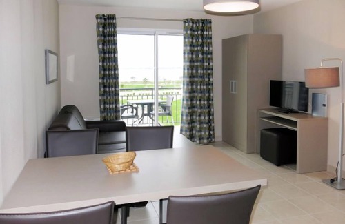 Concarneau Apartment | Apartment Thalasso Concarneau (CCN403) in Concarneau - 4 persons, 1 bedrooms