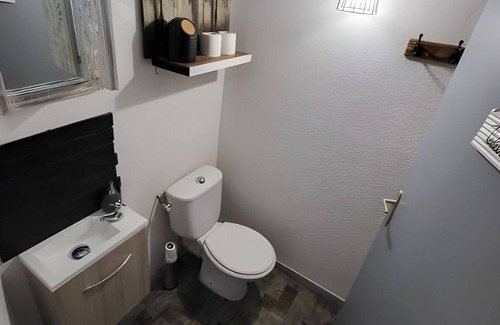 Annecy Apartment | Apartment 'The Chill Place' with Wi-Fi and Air Conditioning