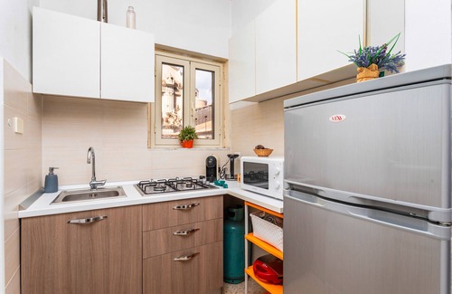 Catania City Centre Apartment | Apartment 'The House In Baroque Style' with Wi-Fi and Air Conditioning