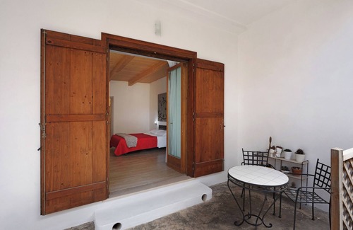 San Lazzaro House | Apartment 'The Main Street Camera Standard' with Mountain View and Wi-Fi