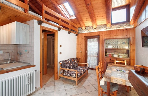 Paquier House | Apartment 'Tillier Valtournenche' with Mountain View, Balcony and Wi-Fi