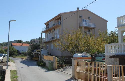 Tkon Apartment | Apartment Tkon 8377a
