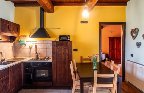 Grosseto Apartment | Apartment 'Tramontana' with Shared Pool, Private Terrace and Air Conditioning