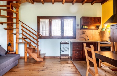 Grosseto Apartment | Apartment 'Tramontana' with Shared Pool, Private Terrace and Air Conditioning