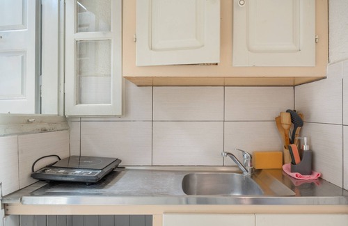 Panormos Apartment | Apartment 'Two-Bedroom No 6' with Sea View, Wi-Fi and Air Conditioning