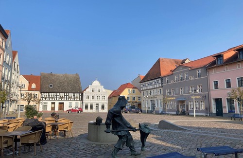 Ueckermuende Apartment | Apartment Ueckergrün near old town and harbor, family-friendly with terrace + garden