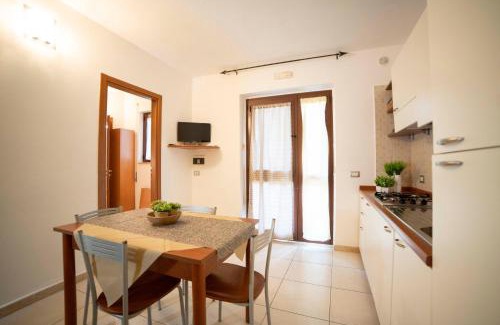 Mattinata House | Apartment ulivo with pool and private beach