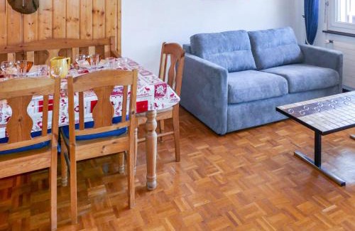 Saint-Pierre-de-Clages Apartment | Apartment Valaisia 44b by Interhome
