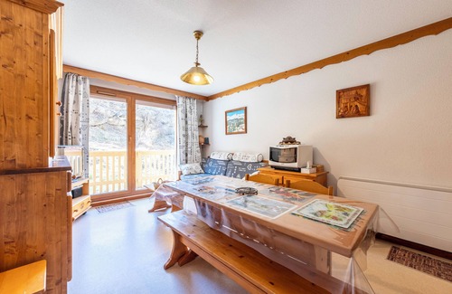 Valfrejus Apartment | Apartment 'Valfréjus La Montagne- App 123' with Private Terrace, Balcony and Wi-Fi
