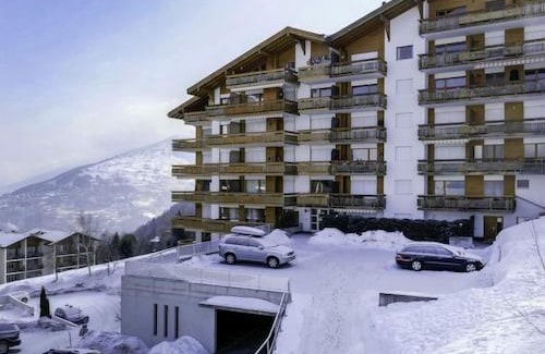 Saint-Pierre-de-Clages Apartment | Apartment Victoria 1 C1