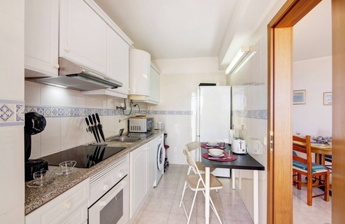 Armacao de Pera Apartment | Apartment 'Vieira À Beira Mar' with Sea View, Balcony and Wi-Fi