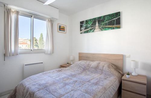 Cros-de-Cagnes Apartment | Apartment Villa Emeraude by Interhome