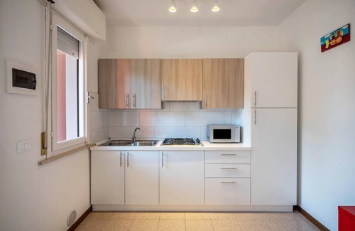 Bibione Apartment | Apartment 'Villa Luca Trilocale 4' with Terrace, A/C and Wi-Fi