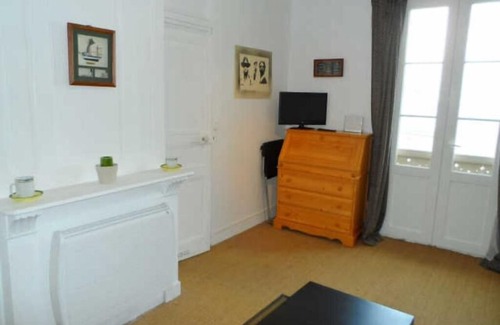 Villers-sur-Mer Apartment | Apartment Villers-sur-Mer, 2 bedrooms, 5 persons