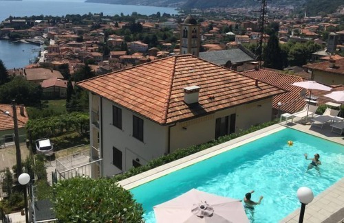 Gravedona Apartment | Apartment Viola in Gravedona - 7 persons, 3 bedrooms