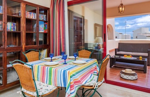 Bahia de Casares Apartment | Apartment Vista Bahía in Estepona - 4 persons, 2 bedrooms