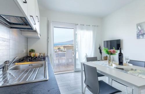 La Muddizza Apartment | Apartment Vista Blu by Interhome