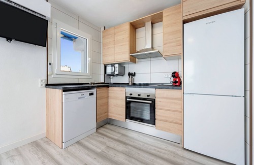 L'Ampolla Apartment | Apartment 'Vora Port' with Sea View, Wi-Fi and Air Conditioning