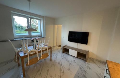 Gogolin Apartment | Apartment w domu pod orzechem