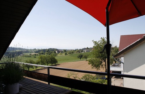 Freiamt Apartment | Apartment 'Weitblick' with Mountain View, Balcony and Wi-Fi