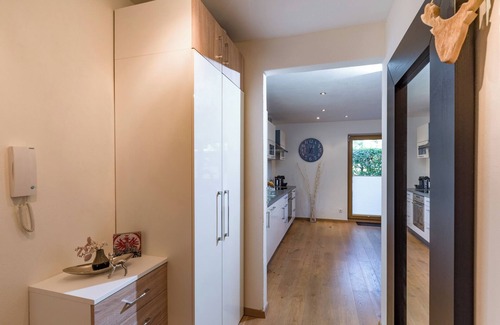 Kirchberg in Tirol Apartment | Apartment with 2 sleeping rooms and garden