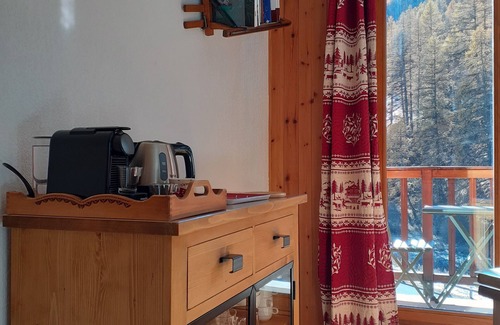 Molines-en-Queyras Apartment | Apartment with view in Molines in the heart of Queyras