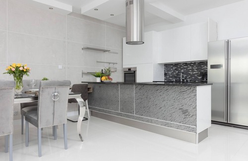 Wilanow Apartment | Apartment Wilanów by Renters Prestige
