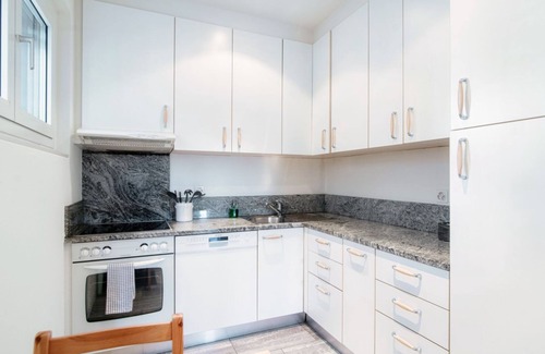 Ponte Tresa Apartment | Apartment with 180° view of Lake Lugano in Ponte Tresa (LA FINESTRA BLU)