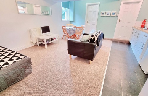 Swanage Apartment | Apartment with a Garden View