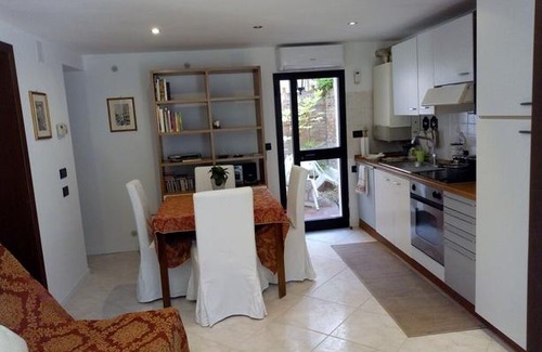 Cannaregio Apartment | Apartment with a Secret and Romantic Park