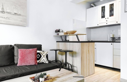 Bacvice Apartment | Apartment with a Terrace and Free Parking - Beach Nearby