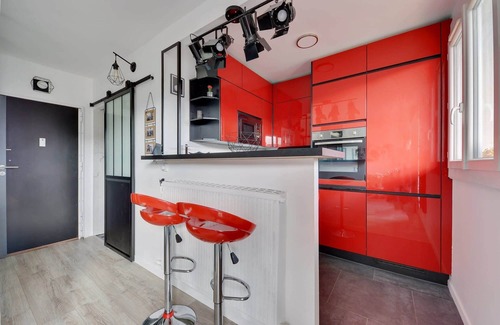Montrouge Apartment | Apartment with balcony near subway 4
