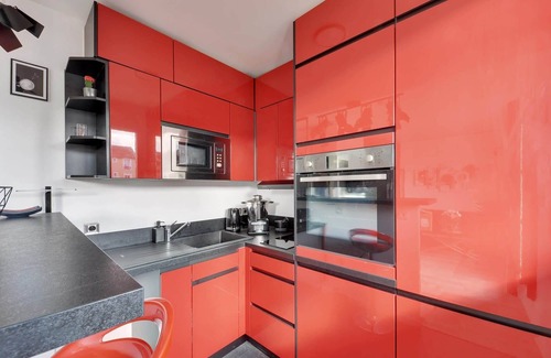 Montrouge Apartment | Apartment with balcony near subway 4