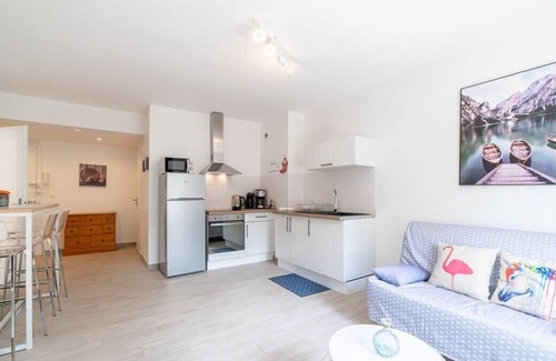 Cran-Gevrier Apartment | Apartment with balcony in the city center