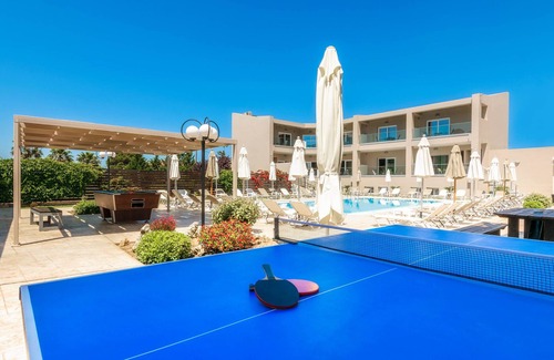 Laganas Apartment | Apartment with Balcony
