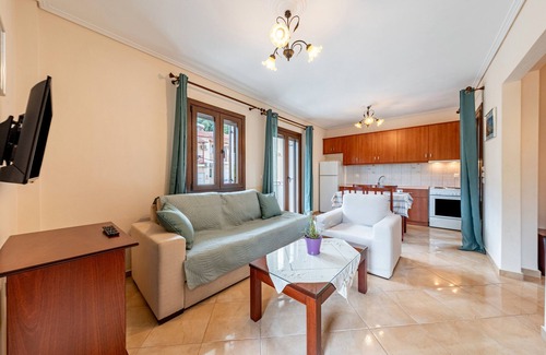 Sivota Apartment | Apartment 'With Balcony' with Balcony, Wi-Fi and Air Conditioning
