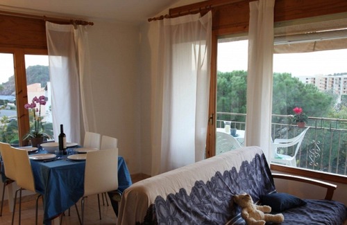 Palamos Apartment | Apartment with board and terrace