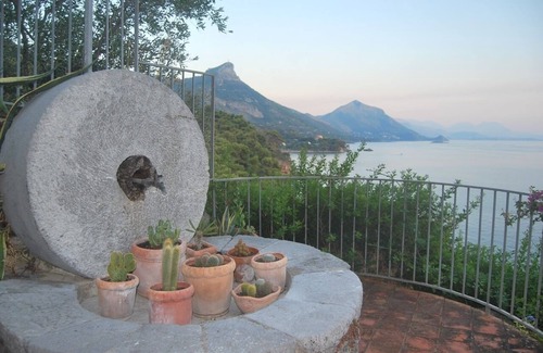 Maratea Apartment | Apartment with breathtaking views, terrace and direct access to the sean