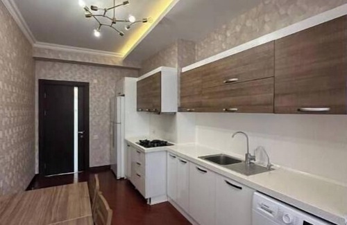 Baku Apartment | Apartment with city view