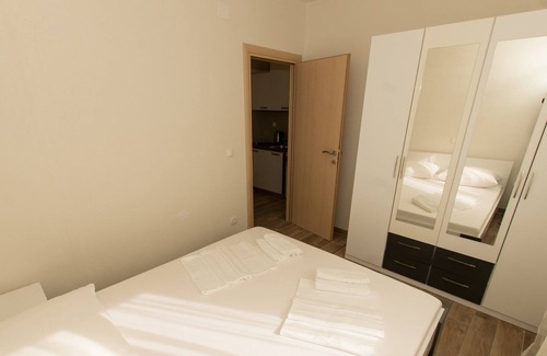 Ratac Villa | Apartment with community pool MAMATO-A5
