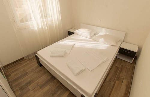 Ratac Villa | Apartment with community pool MAMATO-A5