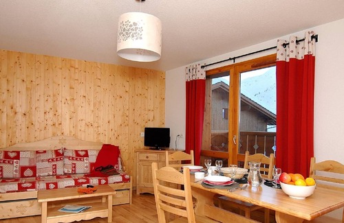 Valmeinier Apartment | Apartment with dishwasher, in Valmeinie