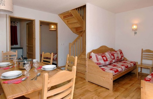 Valmeinier Apartment | Apartment with dishwasher, in Valmeinie