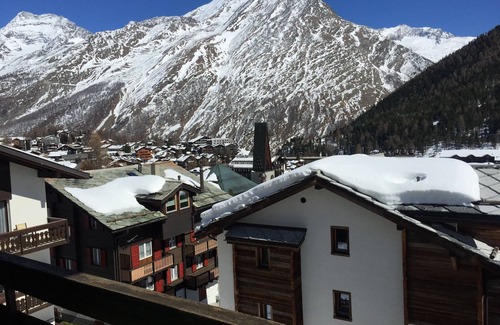 Saas-Fee Apartment | Apartment With Fantastic Views And Ski In Ski Out (Conditions Permitting)