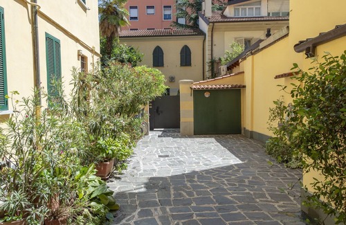 San Marco Apartment | Apartment with garden in the heart of Brera with air conditioning and wi-fi
